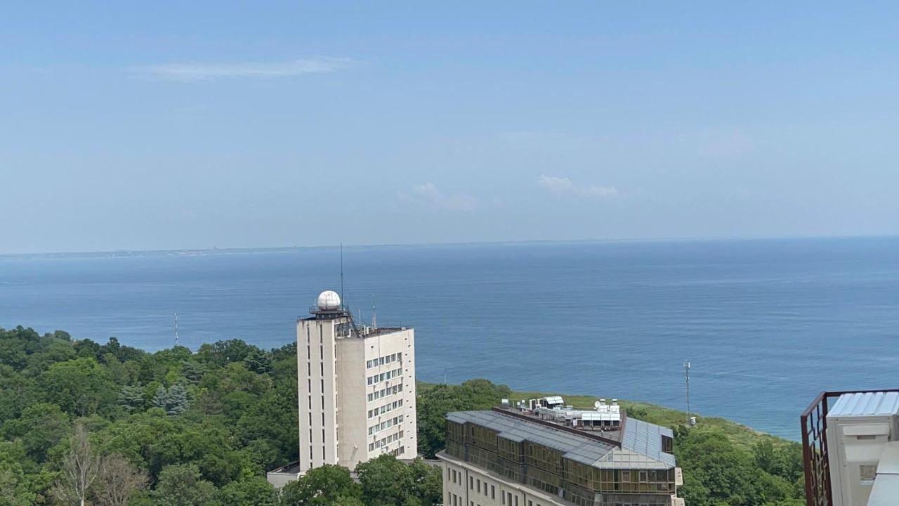 Sea View Kadorr Suite Odessa Dış mekan fotoğraf