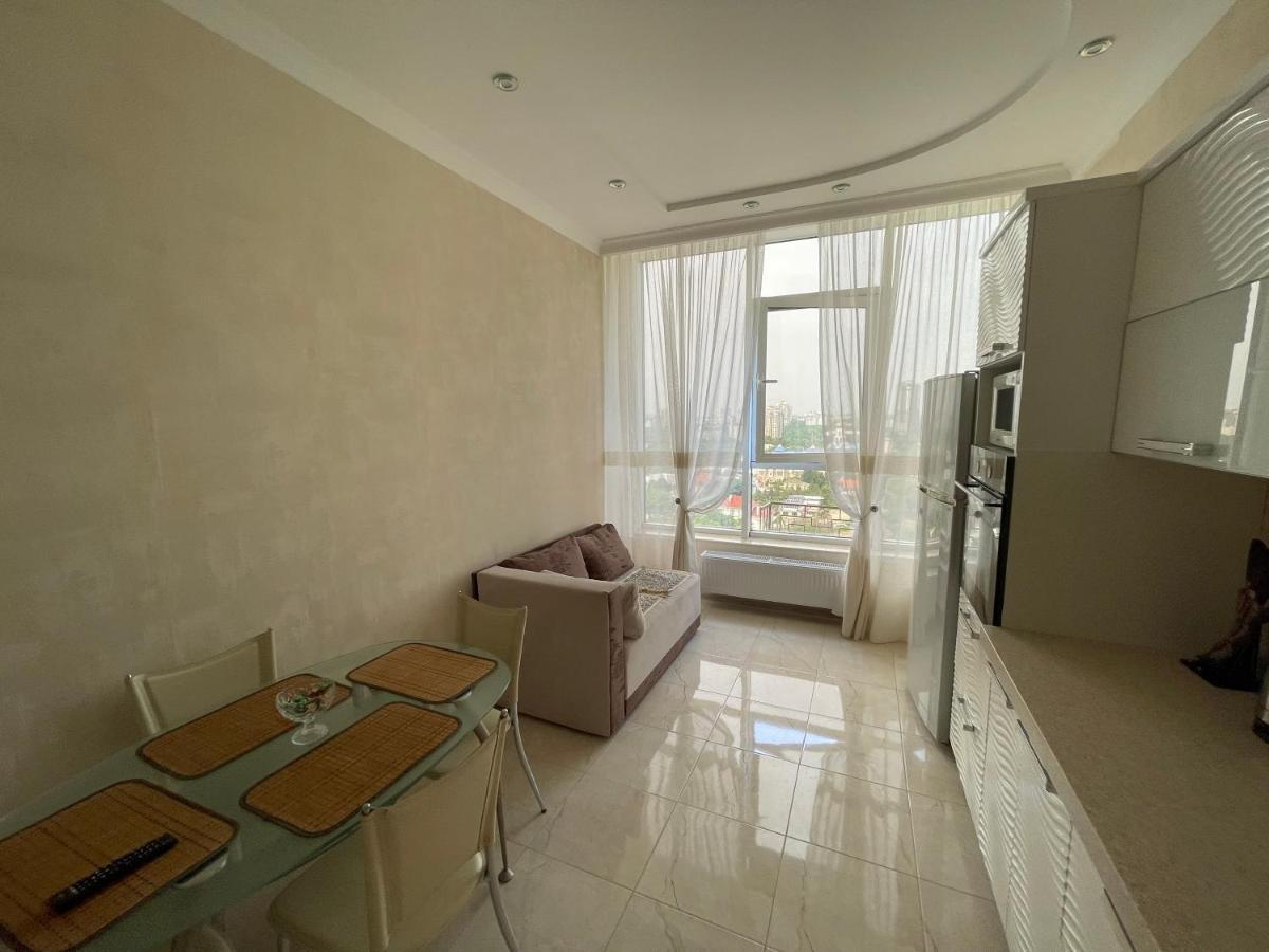 Sea View Kadorr Suite Odessa Dış mekan fotoğraf
